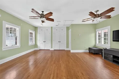 301 Caspian Street Tampa FL 33606