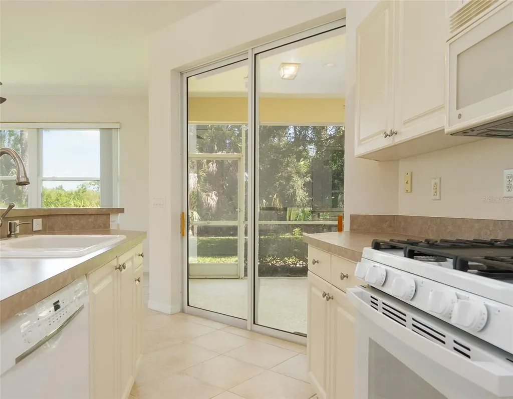 2462 Magnolia Circle North Port FL 34289