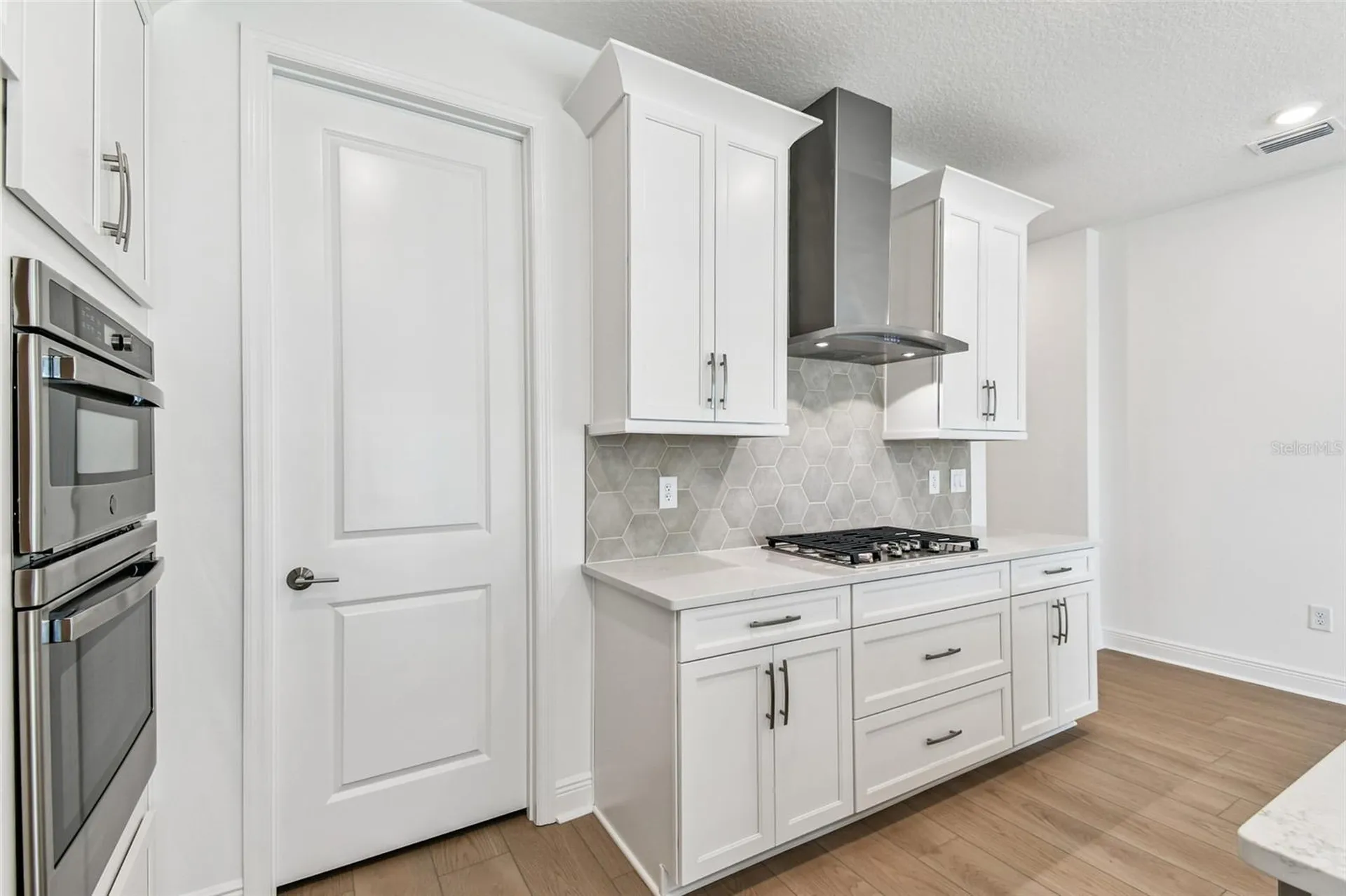 7575 Seahawk Avenue Sarasota FL 34241
