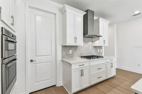 7575 Seahawk Avenue Sarasota FL 34241