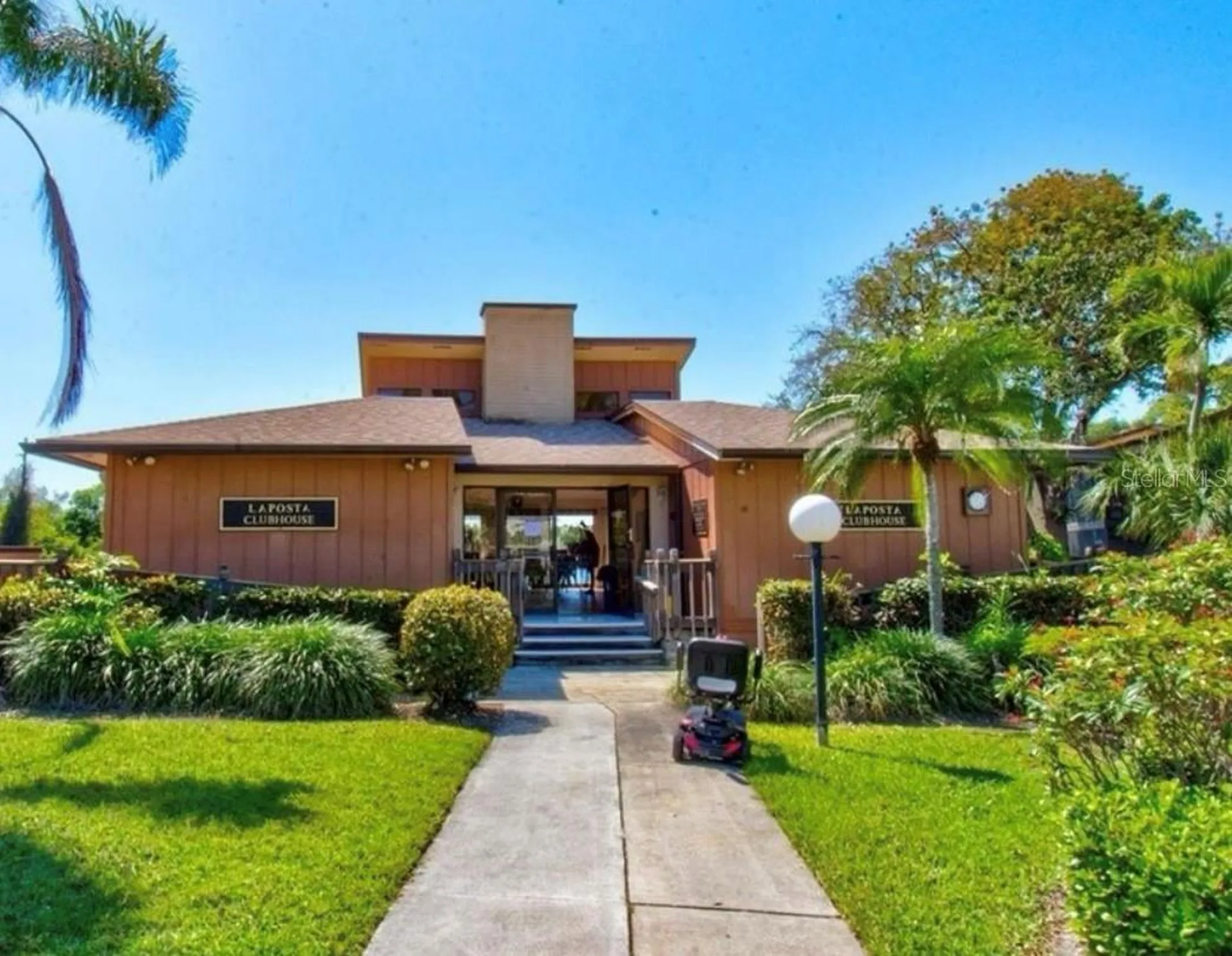 5755 Foxlake Drive North Fort Myers FL 33917