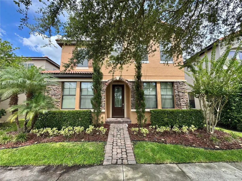 2022 Bent Grass Avenue Ocoee FL 34761