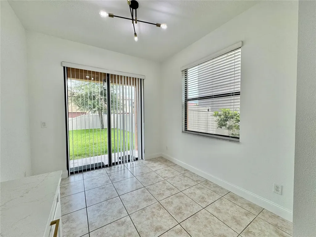 2022 Bent Grass Avenue Ocoee FL 34761