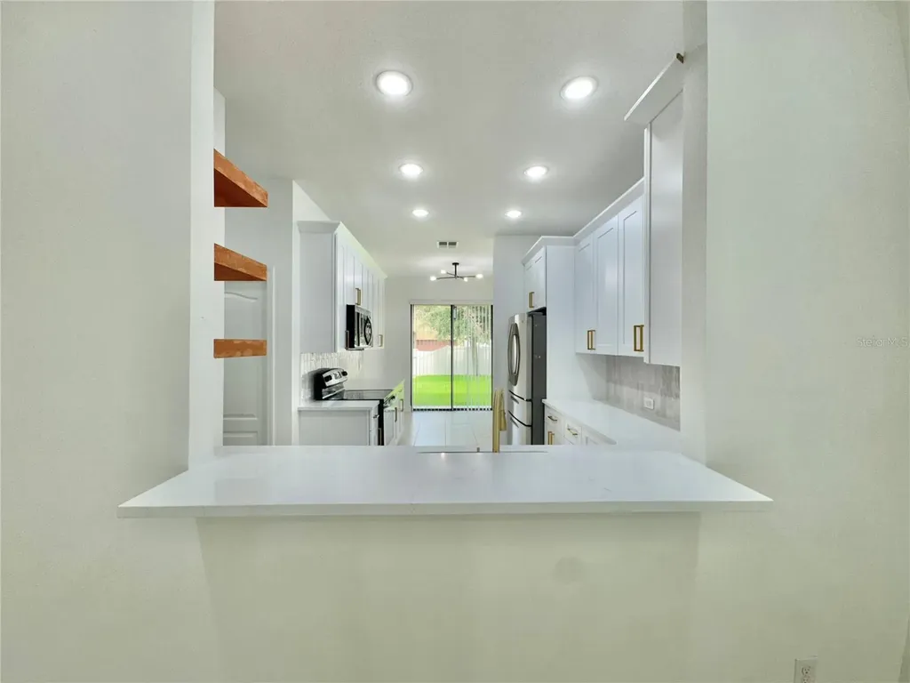 2022 Bent Grass Avenue Ocoee FL 34761
