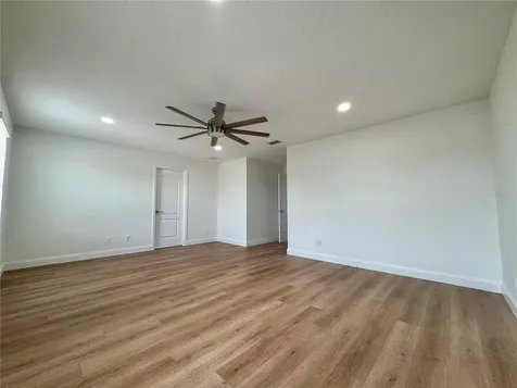 2022 Bent Grass Avenue Ocoee FL 34761