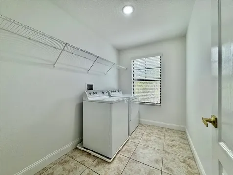 2022 Bent Grass Avenue Ocoee FL 34761