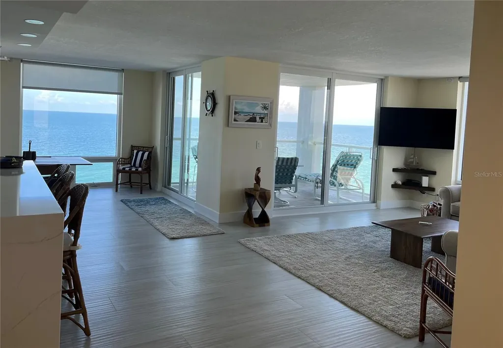 2425 Gulf Of Mexico Drive Longboat Key FL 34228