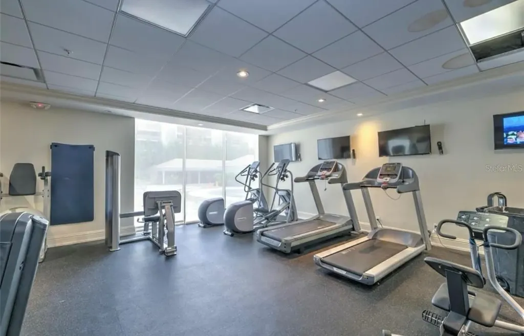 2425 Gulf Of Mexico Drive Longboat Key FL 34228