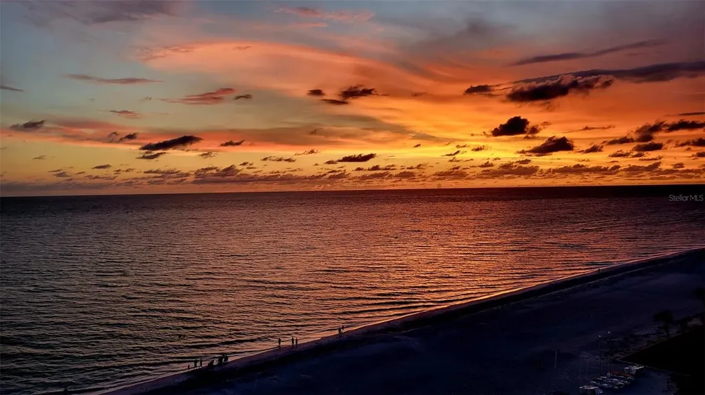 2425 Gulf Of Mexico Drive Longboat Key FL 34228