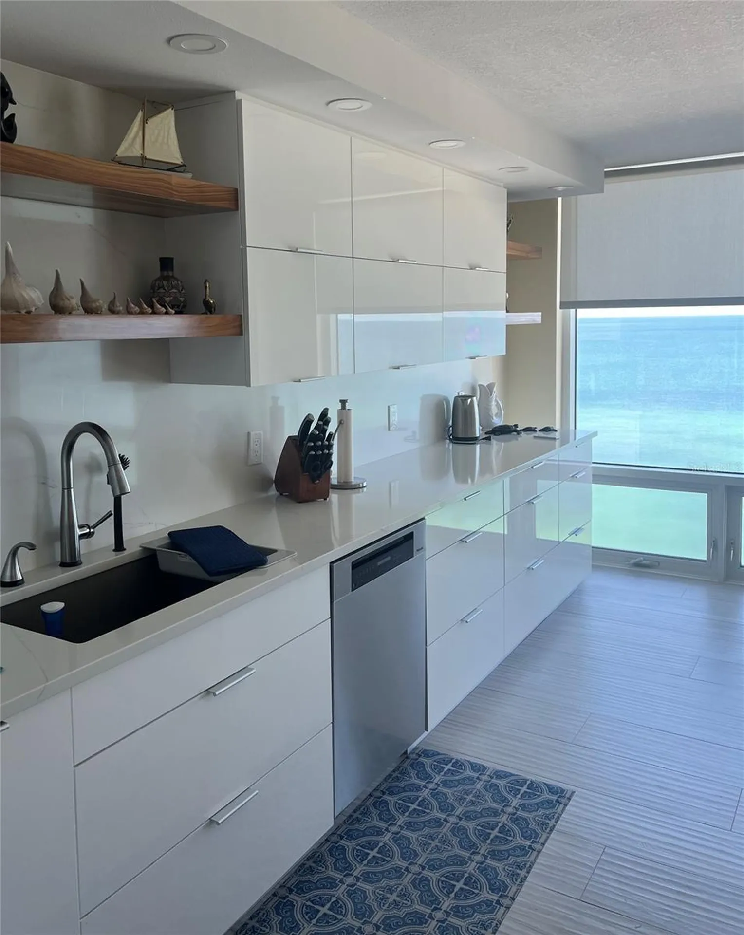 2425 Gulf Of Mexico Drive Longboat Key FL 34228