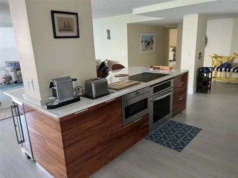 2425 Gulf Of Mexico Drive Longboat Key FL 34228