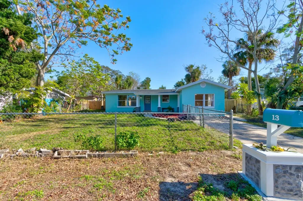 13 Highridge Road Daytona Beach FL 32117