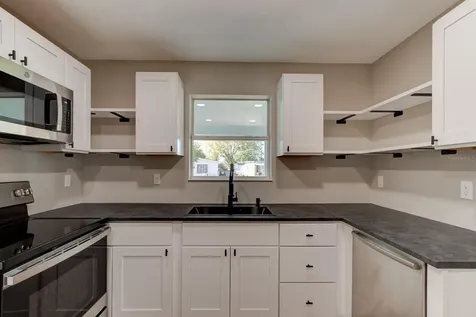 13 Highridge Road Daytona Beach FL 32117