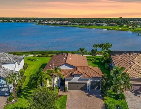 7948 Grande Shores Drive Sarasota FL 34240