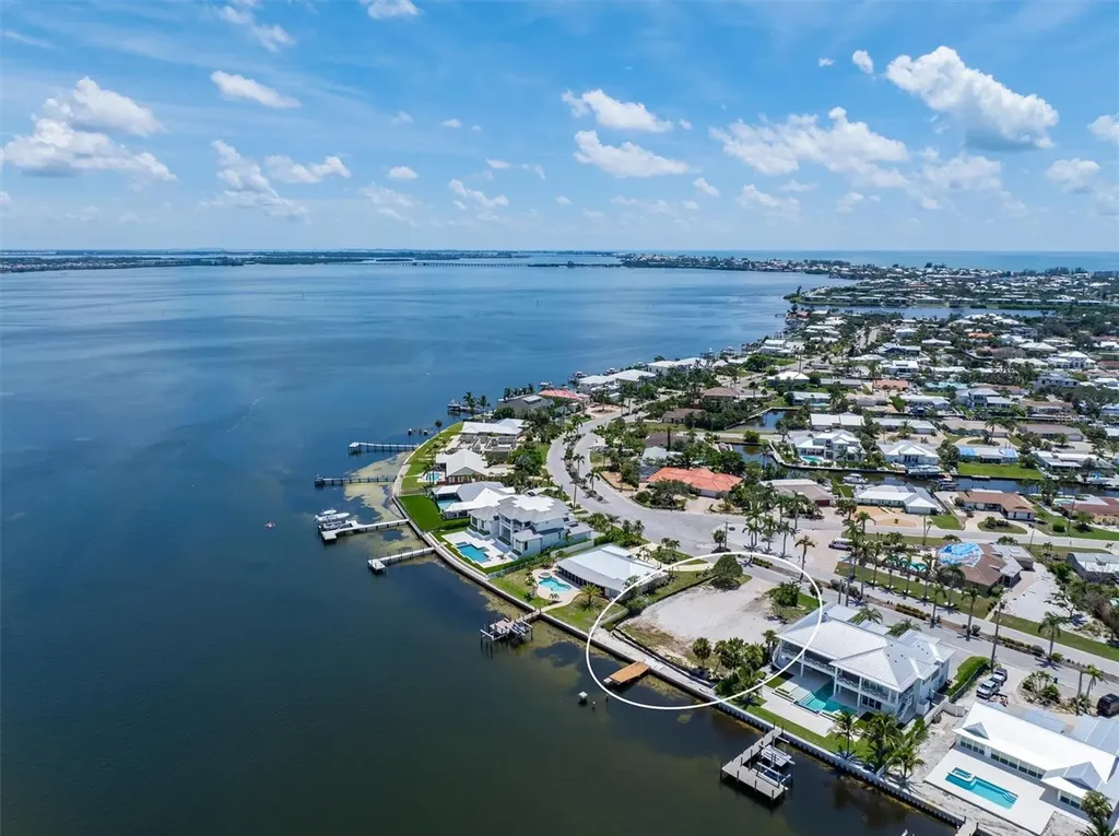 659 Key Royale Drive Holmes Beach FL 34217