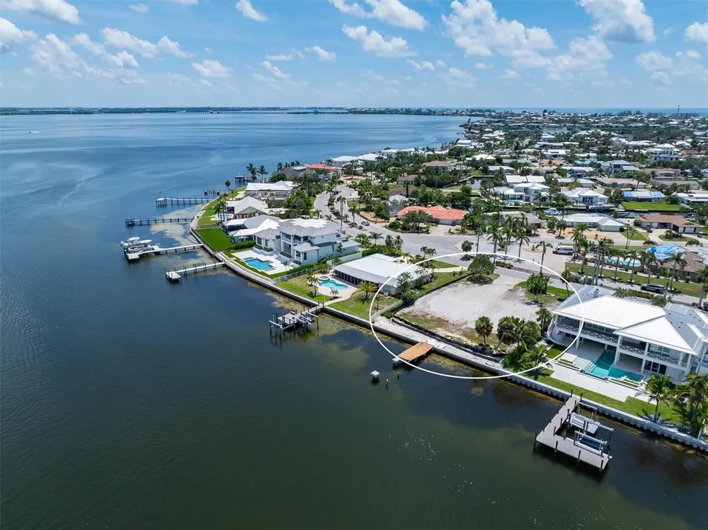 659 Key Royale Drive Holmes Beach FL 34217