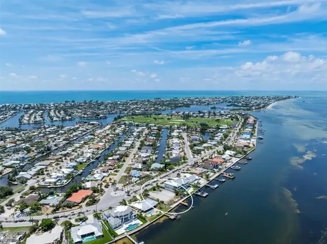 659 Key Royale Drive Holmes Beach FL 34217