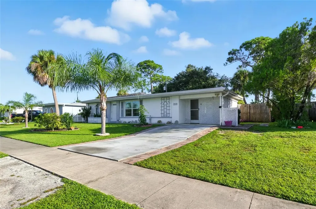 8142 Coco Solo Avenue North Port FL 34287