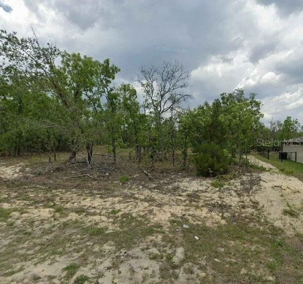 3227 W Kirkwood Place Dunnellon FL 34433