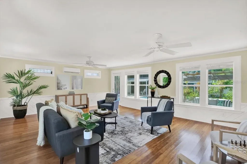 5518 18th Avenue S Gulfport FL 33707