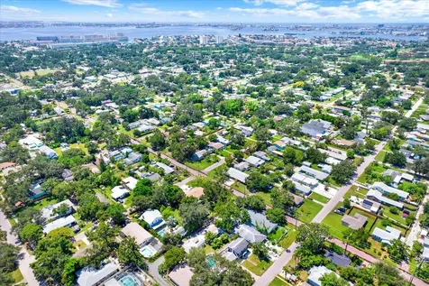 5518 18th Avenue S Gulfport FL 33707