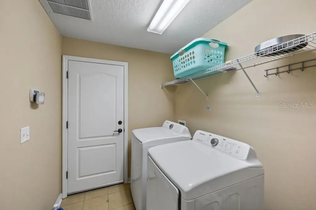 4564 Limerick Drive Tampa FL 33610