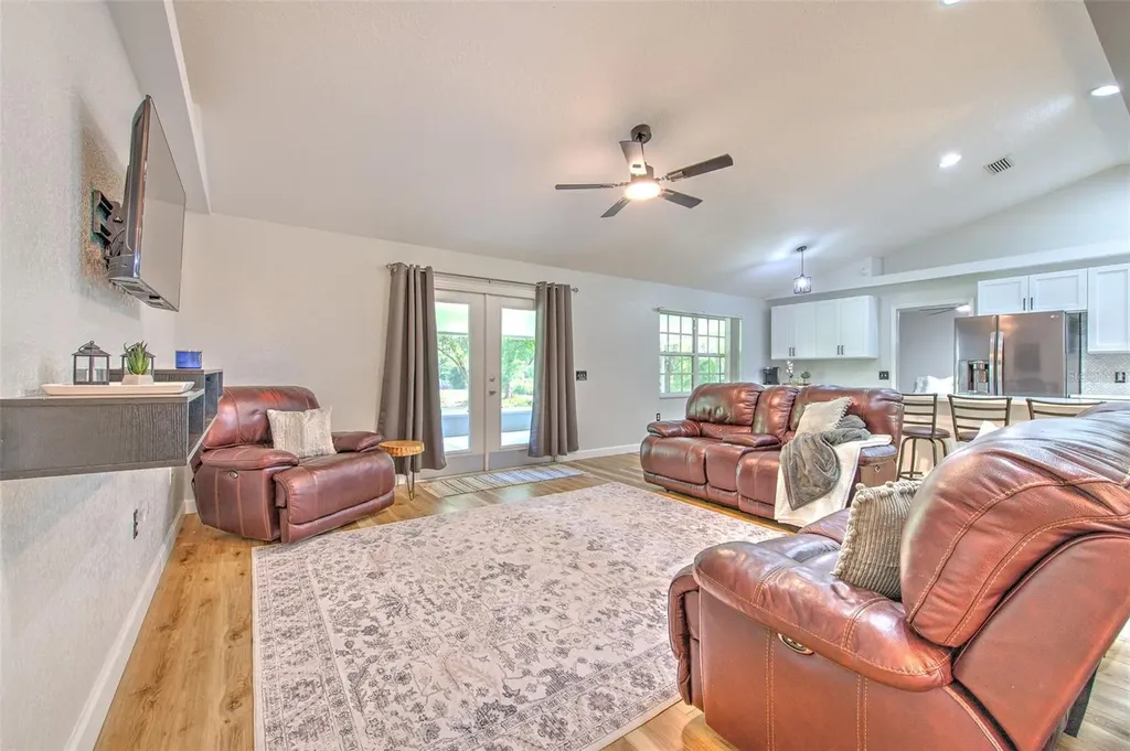 118 E Hunter Road Plant City FL 33565