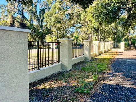 118 E Hunter Road Plant City FL 33565