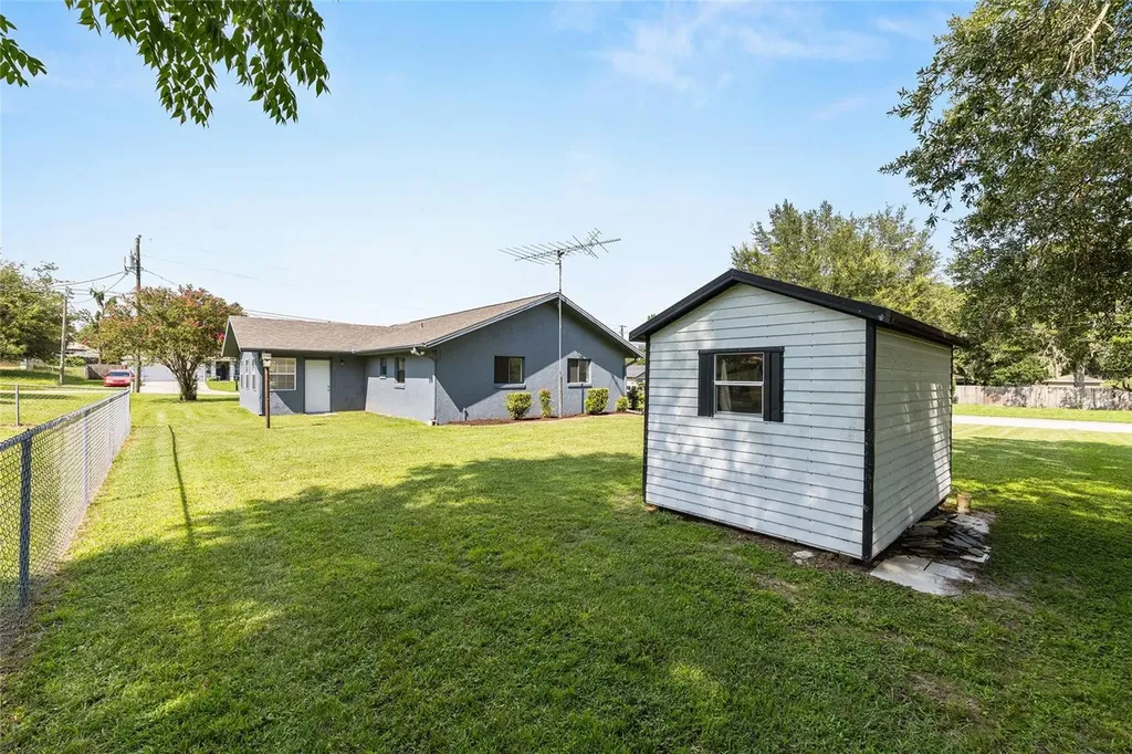 10690 SE 44th Terrace Belleview FL 34420