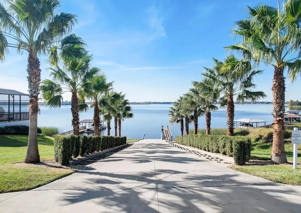 587 Loblolly Place Auburndale FL 33823