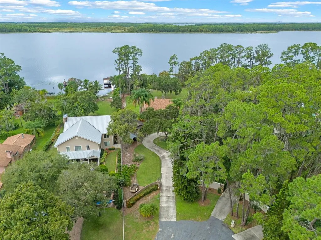 14050 Marine Court Orlando FL 32832