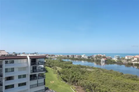11590 Shipwatch Drive Largo FL 33774