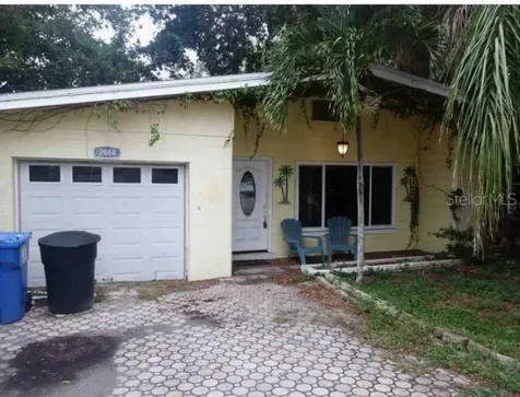 2444 Park Street N St Petersburg FL 33710