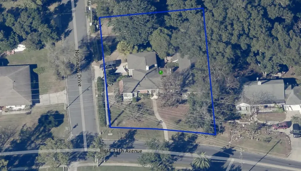 995 W 11th Avenue Mount Dora FL 32757