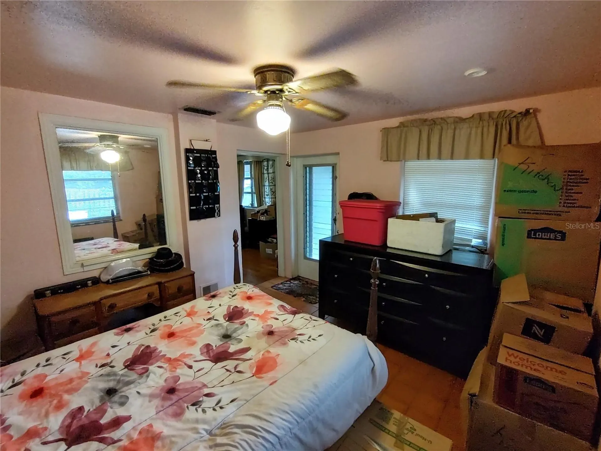 995 W 11th Avenue Mount Dora FL 32757