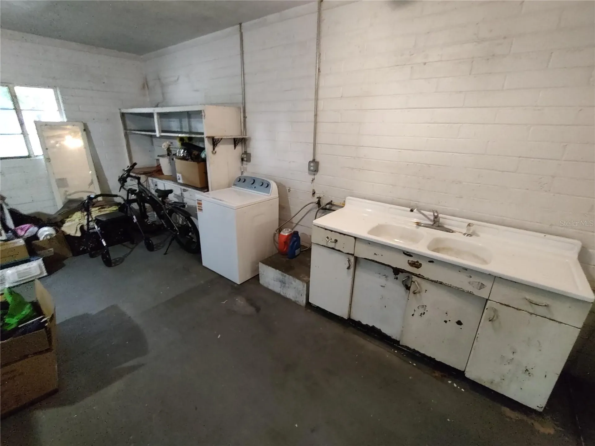 995 W 11th Avenue Mount Dora FL 32757