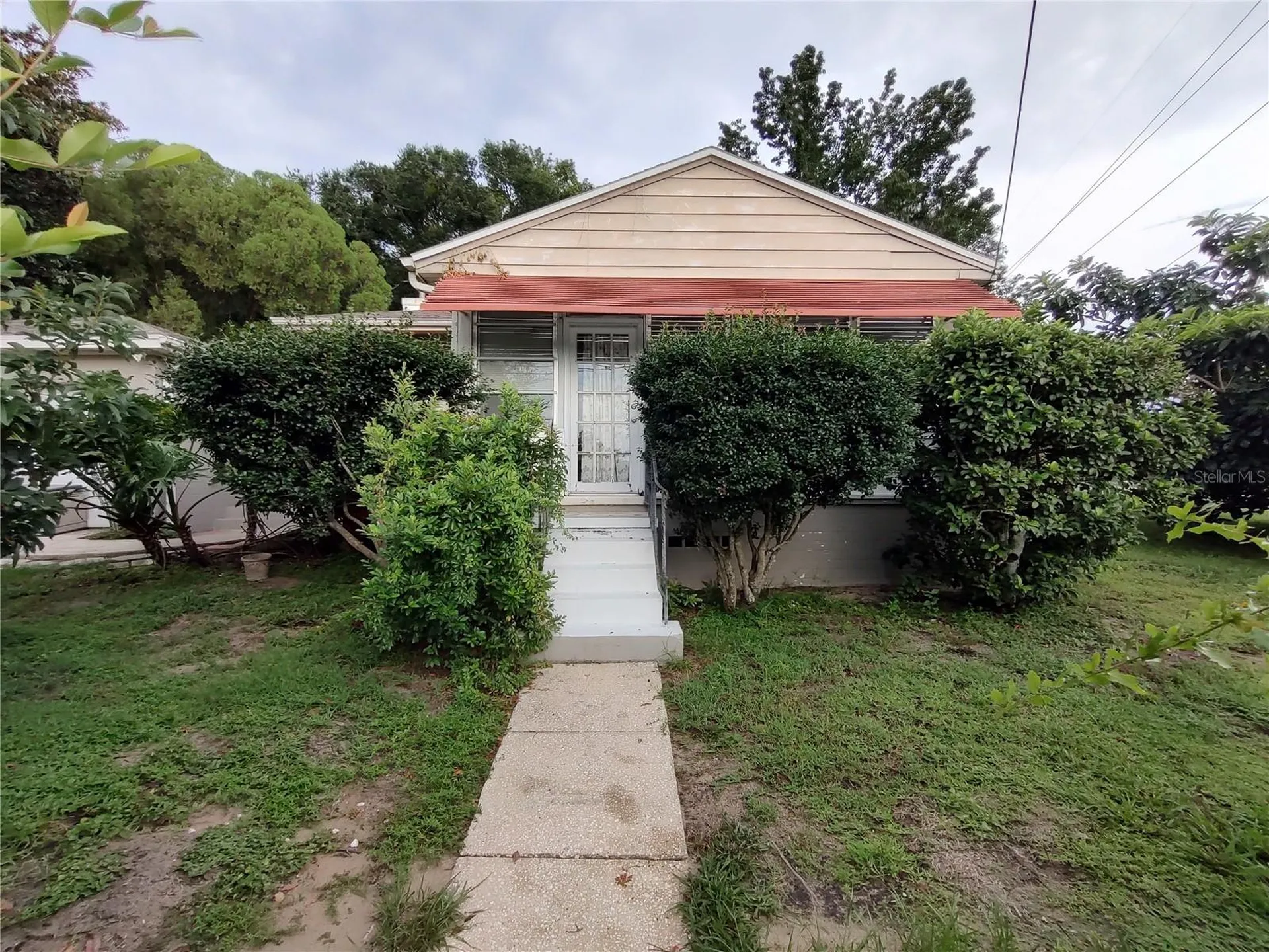 995 W 11th Avenue Mount Dora FL 32757