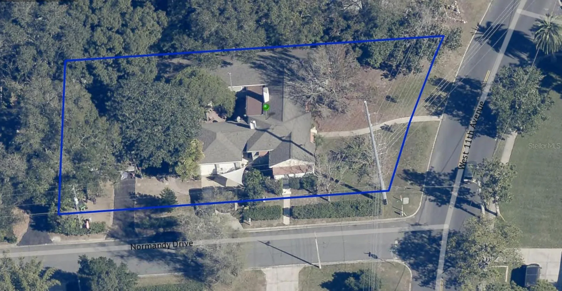 995 W 11th Avenue Mount Dora FL 32757