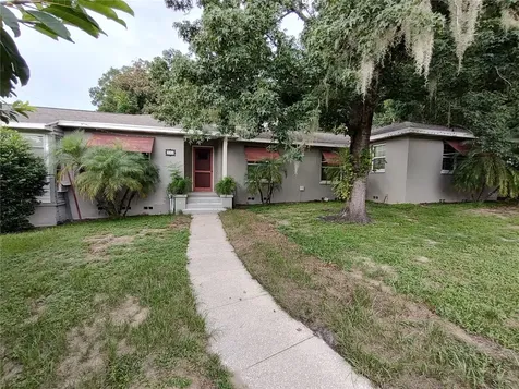 995 W 11th Avenue Mount Dora FL 32757