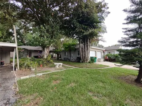 995 W 11th Avenue Mount Dora FL 32757