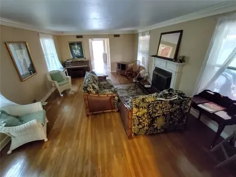 995 W 11th Avenue Mount Dora FL 32757