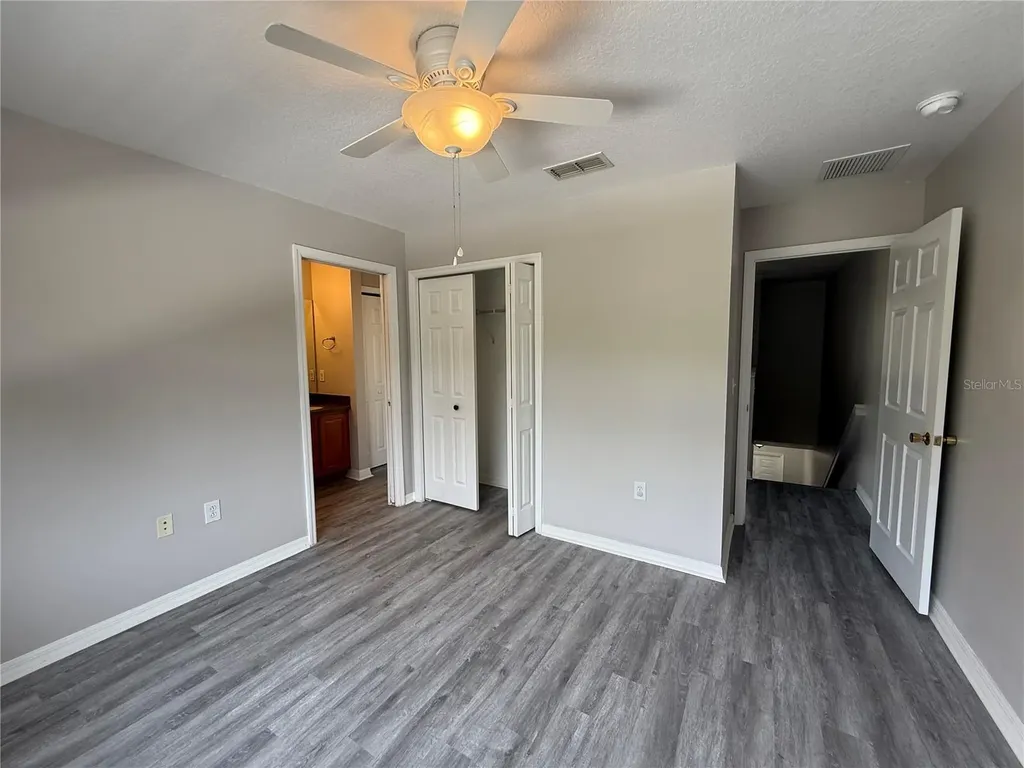 20460 Needletree Drive Tampa FL 33647