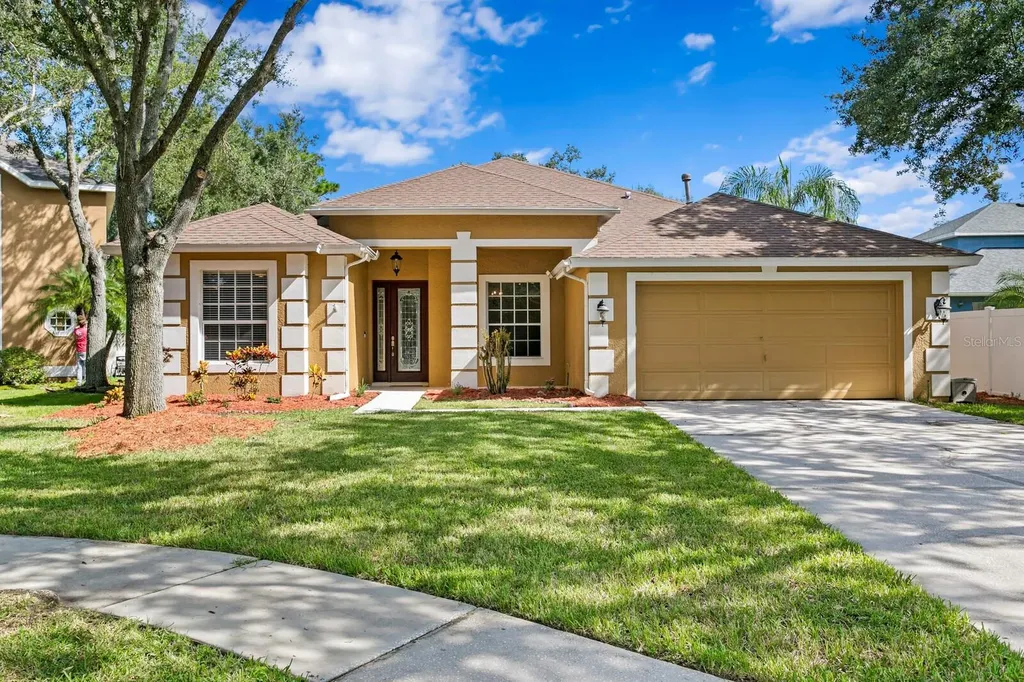 8504 Goldfinch Court Tampa FL 33647