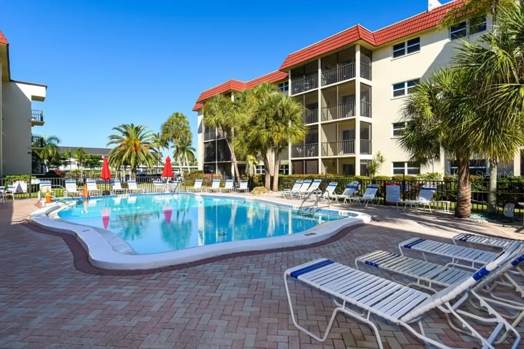 925 Beach Road Sarasota FL 34242