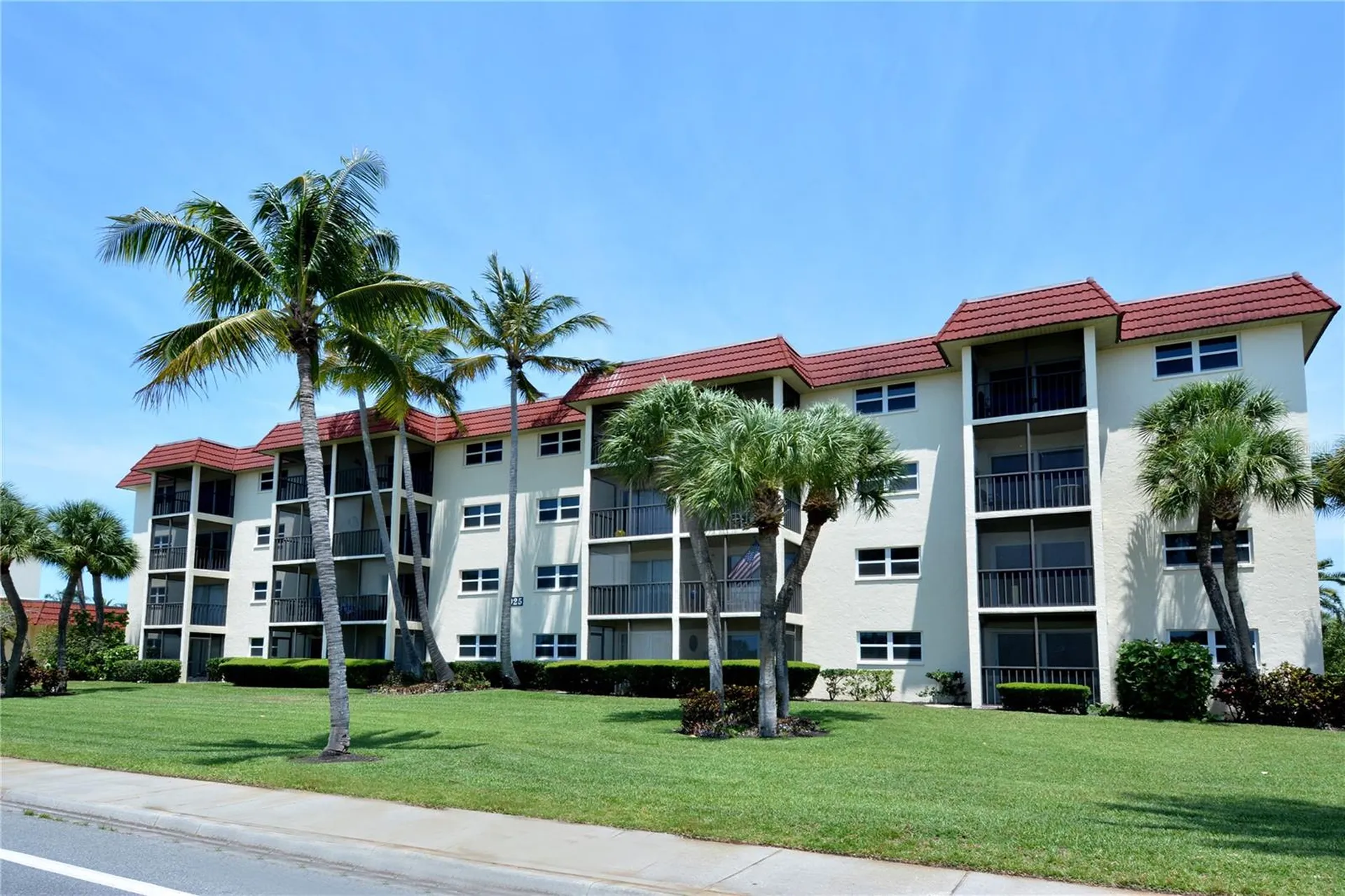 925 Beach Road Sarasota FL 34242