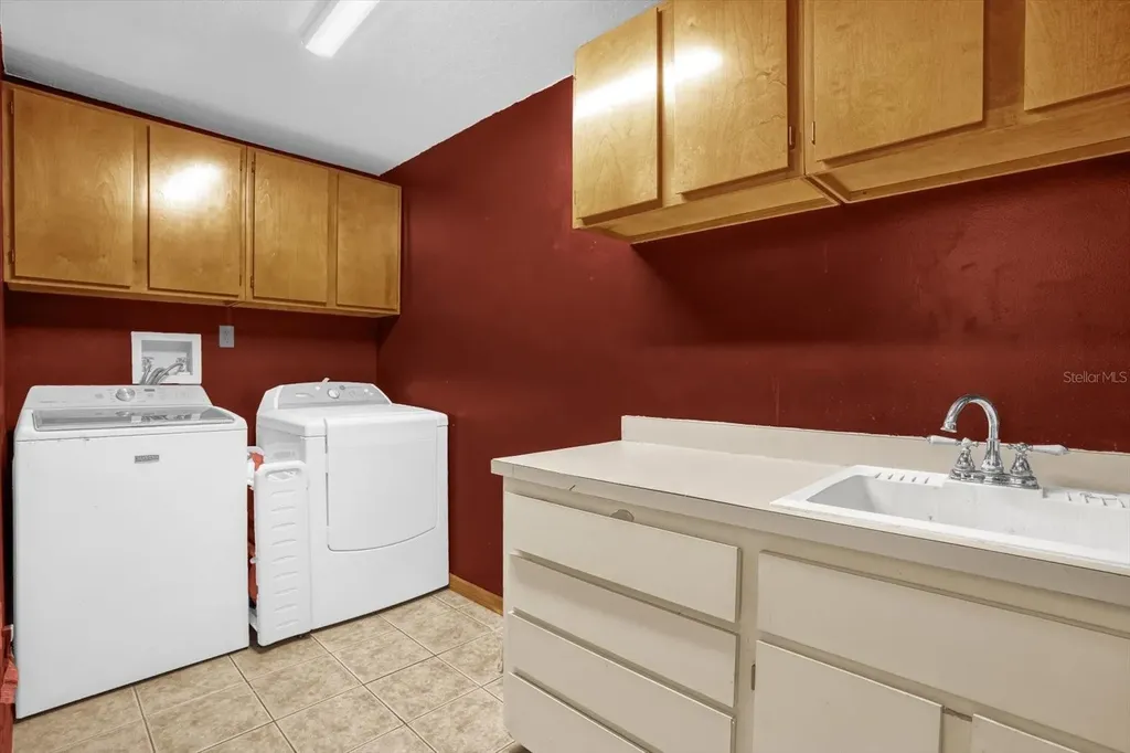 3500 Sail Fish Avenue Fruitland Park FL 34731