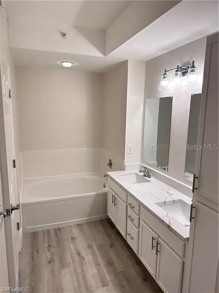 7915 Preserve Circle Naples FL 34119