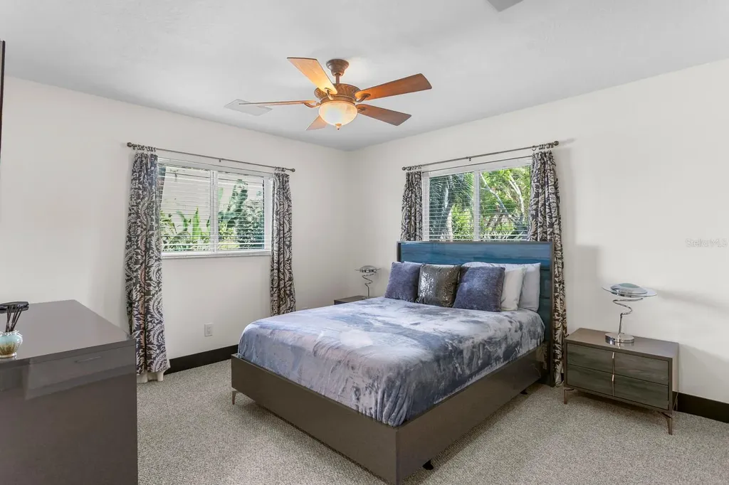 1632 Sea Breeze Drive Tarpon Springs FL 34689