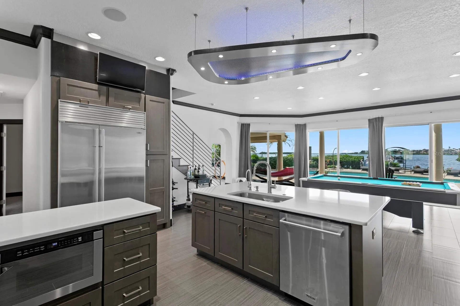 1632 Sea Breeze Drive Tarpon Springs FL 34689