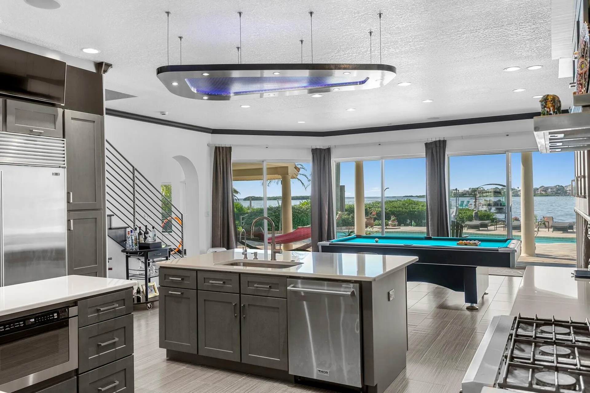 1632 Sea Breeze Drive Tarpon Springs FL 34689